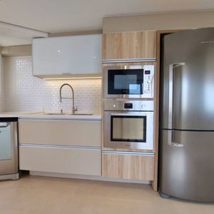 Apartamento com 134m², 3 dormitórios, 1 suíte, 2 vagas no Cortemaggiore em Torres para Comprar