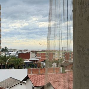 Apartamento com 49m², 1 dormitório, 1 suíte, 1 vaga no Água Verde em Torres para Comprar