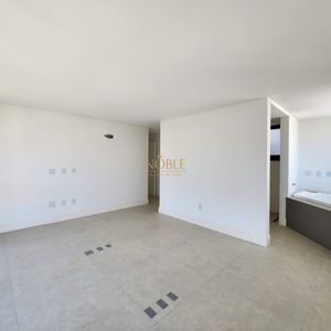 Apartamento com 220m², 4 dormitórios, 4 suítes, 3 vagas no Vitra em Torres para Comprar