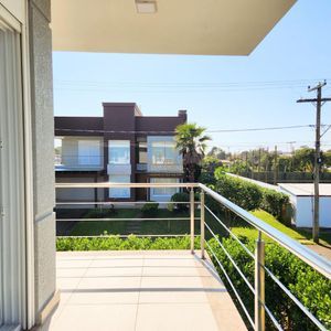 Casa de Condomínio com 440m², 5 dormitórios, 5 suítes, 2 vagas no Ocean Side em Torres para Comprar