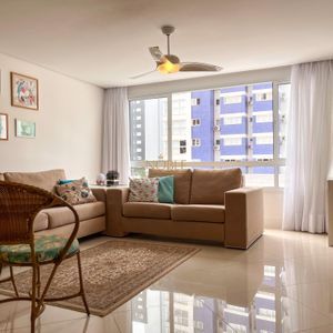 Apartamento com 89m², 2 dormitórios, 1 suíte, 1 vaga no Michelângelo em Torres para Comprar