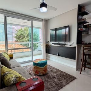 Apartamento com 110m², 3 dormitórios, 1 suíte, 2 vagas no Praia Bávaro em Torres para Comprar