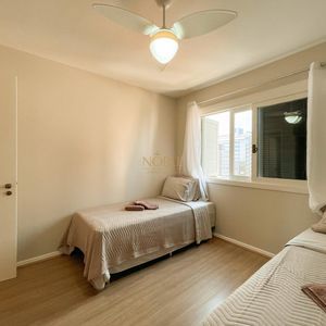 Duplex com 330m², 4 dormitórios, 1 suíte, 2 vagas no Marimar em Torres para Comprar