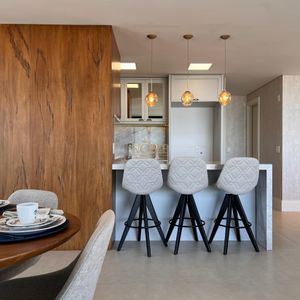 Apartamento com 220m², 4 dormitórios, 4 suítes, 3 vagas no Vitra em Torres para Comprar