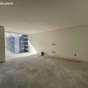 Apartamento com 200m², 4 dormitórios, 4 suítes, 3 vagas no Vanguard em Torres para Comprar