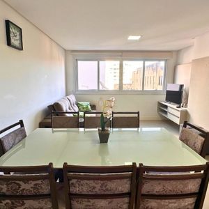 Apartamento com 77m², 2 dormitórios, 1 suíte, 1 vaga no Piazza em Torres para Comprar