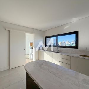 Apartamento com 166m² e 3 dormitórios no bairro Centro em Lajeado para Comprar