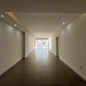 Apartamento com 131m² e 3 dormitórios no bairro Centro em Lajeado para Comprar