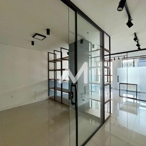 Sala Comercial com 60m² no bairro Centro em Lajeado para Comprar ou Alugar