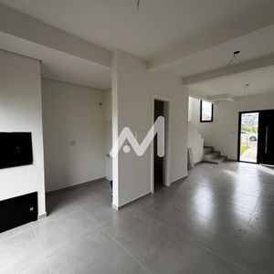 Sobrado com 74m² e 2 dormitórios no bairro Conventos em Lajeado para Comprar