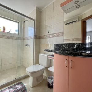 Apartamento com 98m², 3 dormitórios, 1 suíte, 1 vaga no Mar de Flores em Torres para Comprar