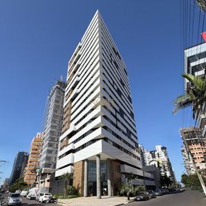 Apartamento com 52m², 1 dormitório, 1 suíte, 1 vaga no Punta Del Sole em Torres para Comprar