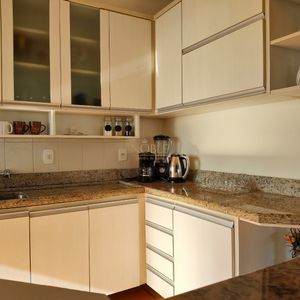 Apartamento com 106m², 3 dormitórios, 1 suíte, 1 vaga no Vista Nobre em Torres para Comprar