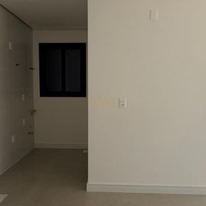 Apartamento com 52m², 1 dormitório, 1 vaga no Florença em Torres para Comprar