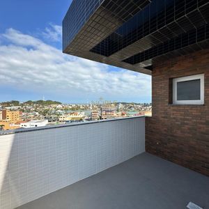 Cobertura com 149m², 3 dormitórios, 3 suítes, 2 vagas no Topazio em Torres para Comprar