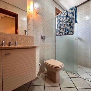 Apartamento com 277m², 4 dormitórios, 2 suítes, 2 vagas no Torre de La Cité em Torres para Comprar