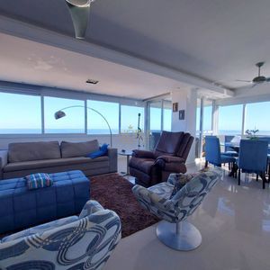 Apartamento com 134m², 3 dormitórios, 2 suítes, 2 vagas no Cortemaggiore em Torres para Comprar