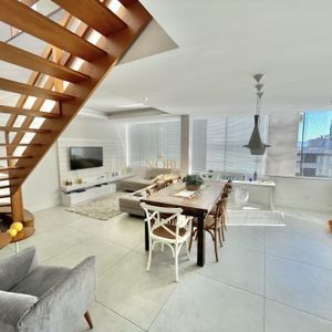 Cobertura com 280m², 4 dormitórios, 4 suítes, 2 vagas no Alvorada em Torres para Comprar