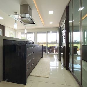 Casa de Condomínio com 330m², 3 dormitórios, 3 suítes, 2 vagas no Reserva das Águas em Torres para Comprar