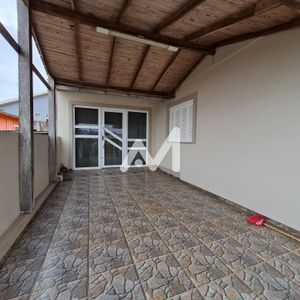 Casa com 110m² e 3 dormitórios no bairro Moinhos D'água em Lajeado para Comprar