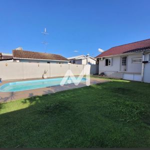 Casa e 3 dormitórios no bairro Universitário em Lajeado para Comprar