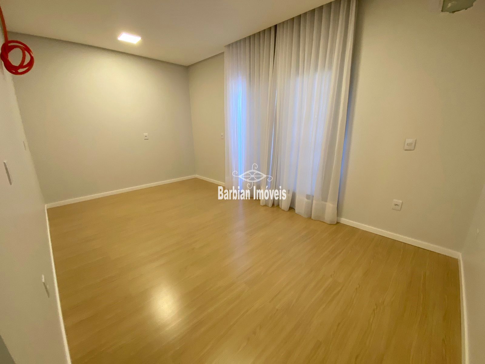 Casa à venda com 3 quartos, 181m² - Foto 13