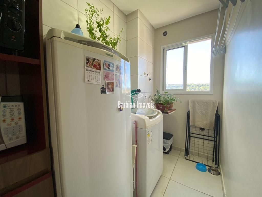 Apartamento à venda com 2 quartos, 65m² - Foto 17