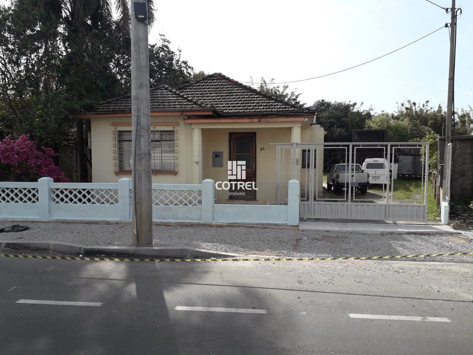 Terreno 30x80 m² na Avenida Borges de Medeiros localizado na cidade de Santa Mar
