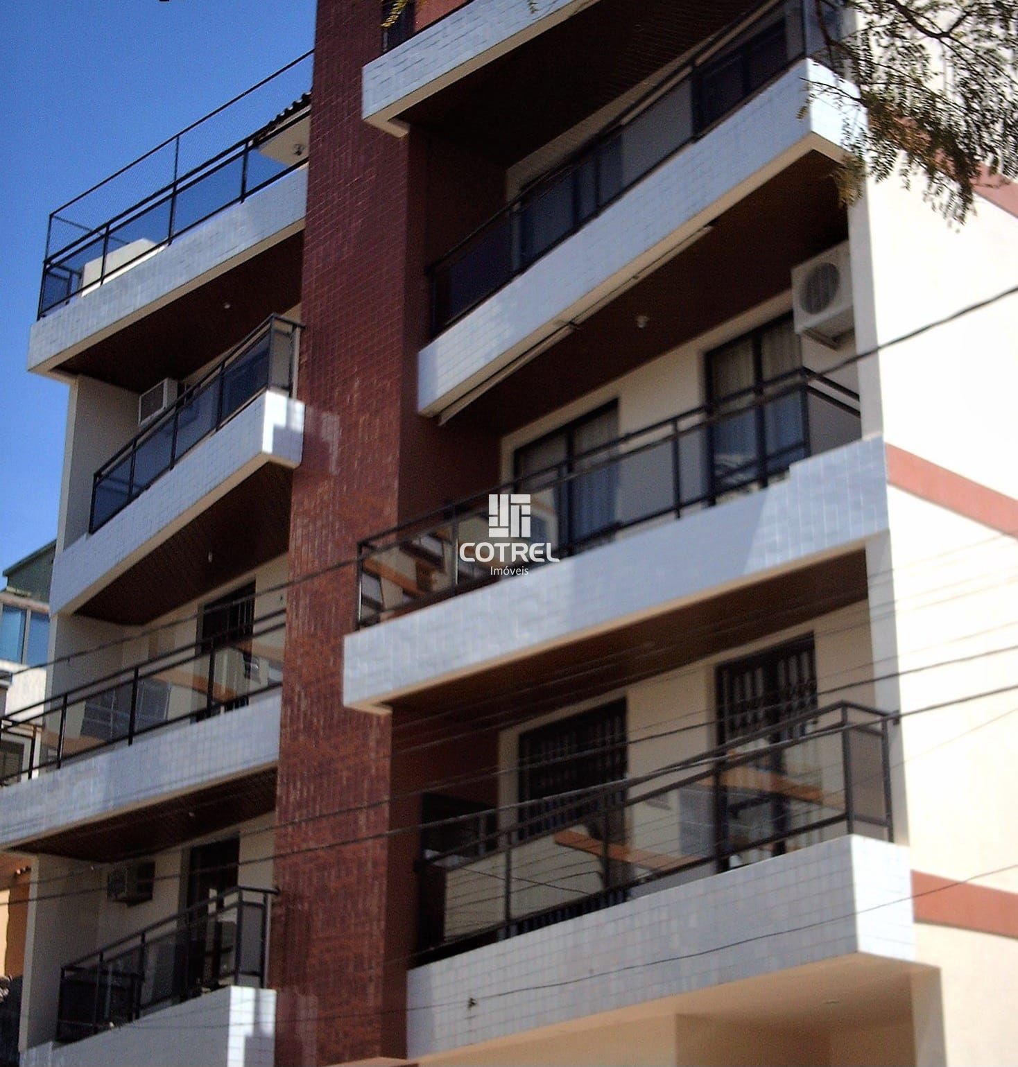 Apartamento para venda com 1 dormitório e garagem no Bairro Centro