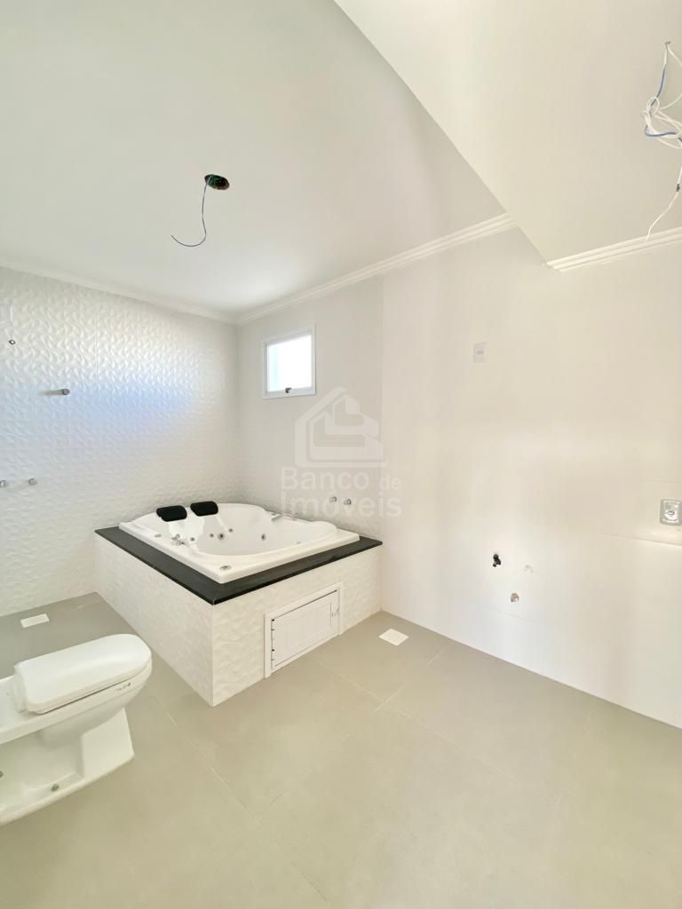 Apartamento à venda com 3 quartos, 237m² - Foto 18