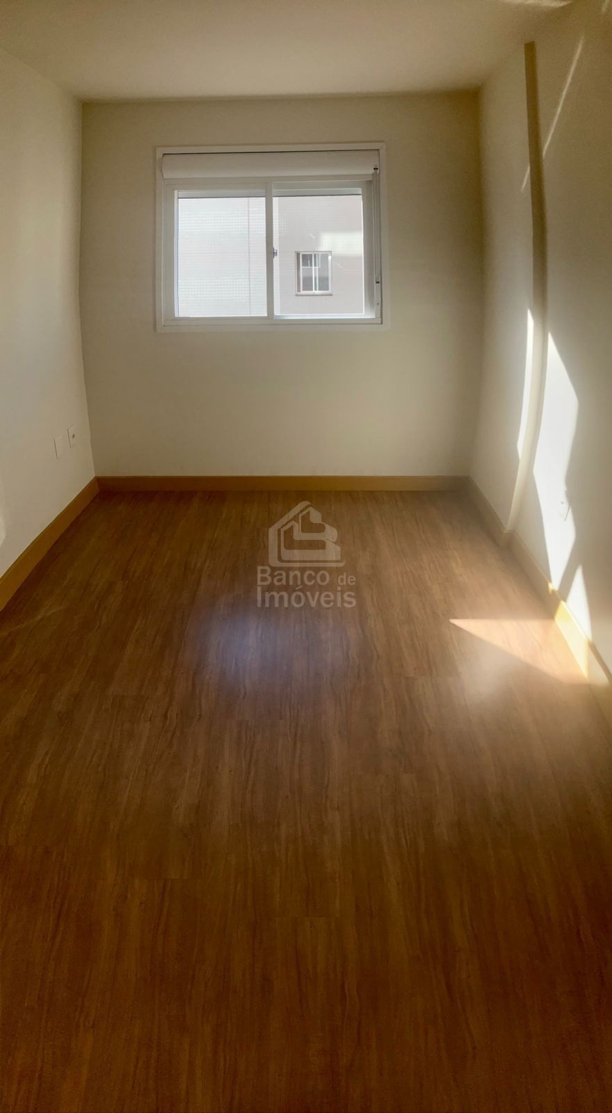 Apartamento à venda com 1 quarto, 33m² - Foto 4