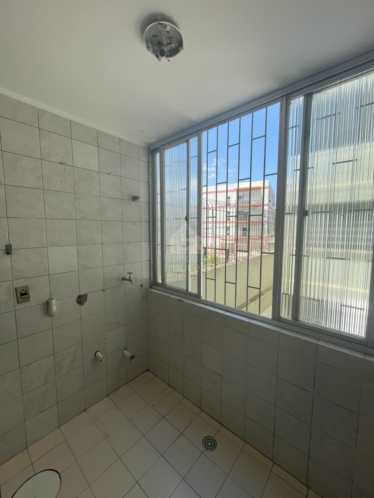 Apartamento à venda com 2 quartos, 96m² - Foto 9