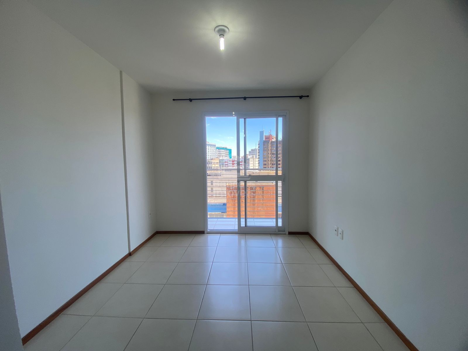 Apartamento para alugar com 2 quartos, 49m² - Foto 4