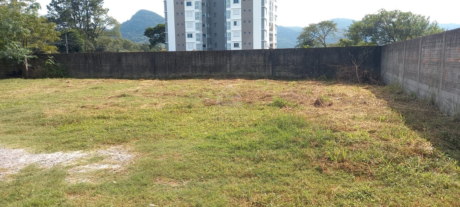 Terreno/Lote à venda  no Pé de Plátano - Santa Maria, RS. Imóveis