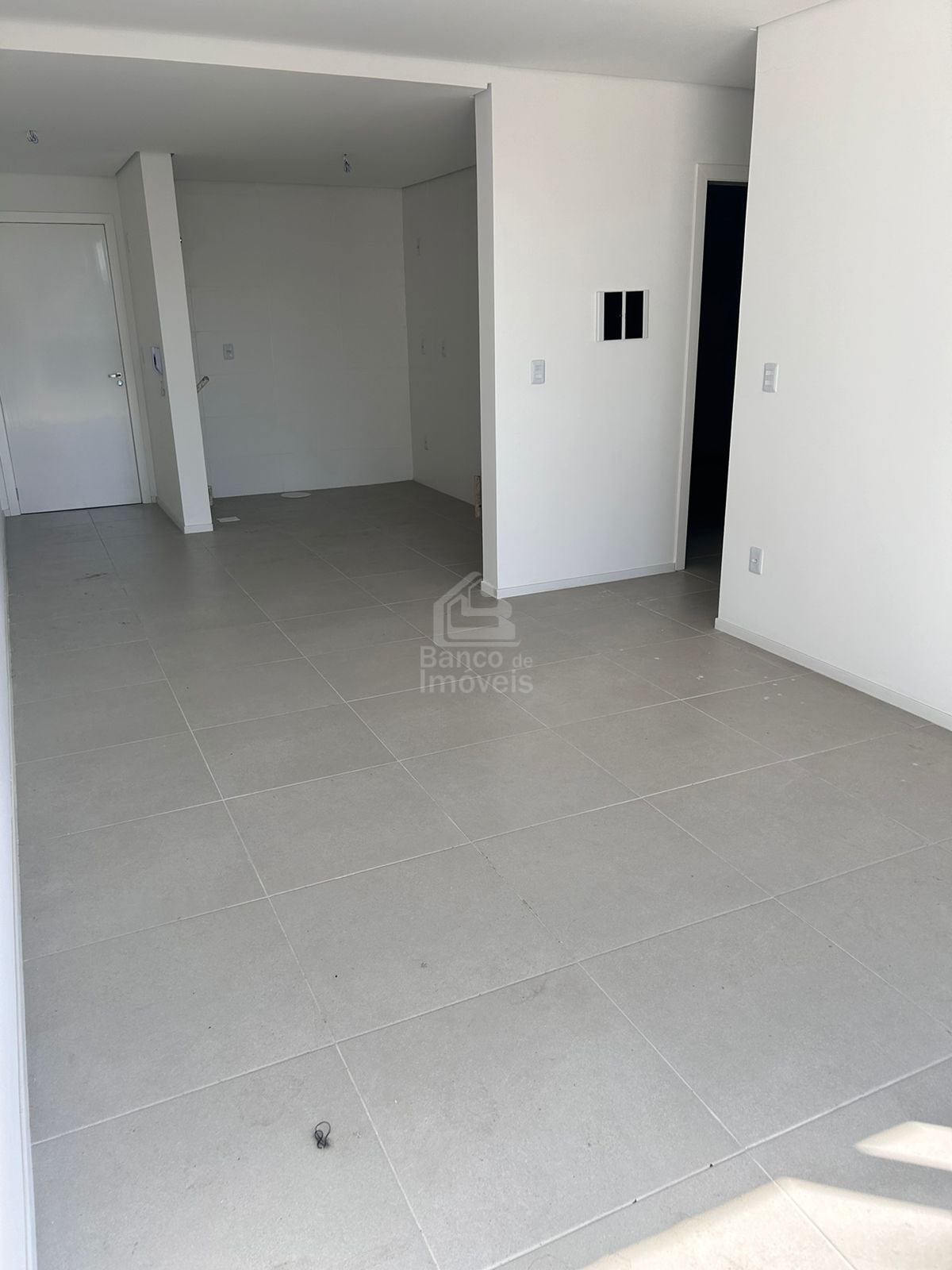 Apartamento à venda com 2 quartos, 67m² - Foto 6