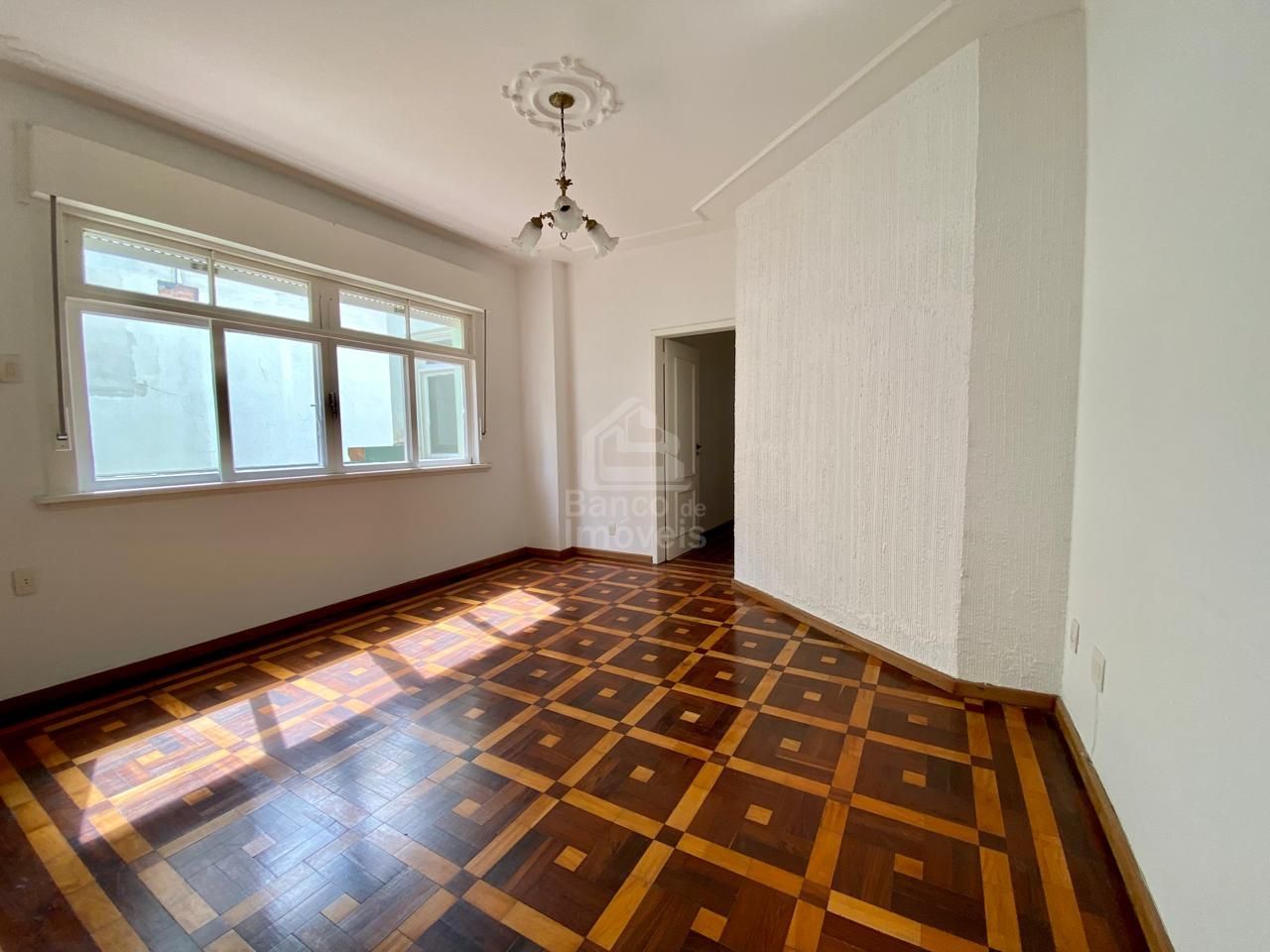 Apartamento à venda com 3 quartos, 128m² - Foto 8