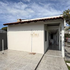 Casa com 136m², 3 dormitórios, 1 suíte, 2 vagas no bairro Praia da Cal em Torres para Comprar