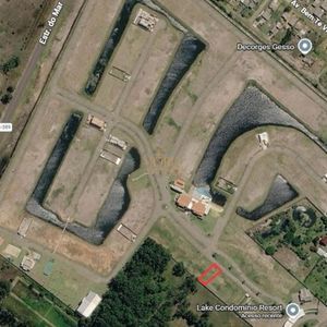Terreno no Lake Cond. Resort em Torres para Comprar