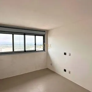 Apartamento com 385m², 4 dormitórios, 4 suítes, 2 vagas no Vanguard em Torres para Comprar