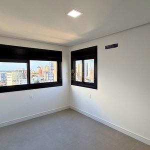 Apartamento com 72m², 2 dormitórios, 2 suítes, 1 vaga no Vicino em Torres para Comprar