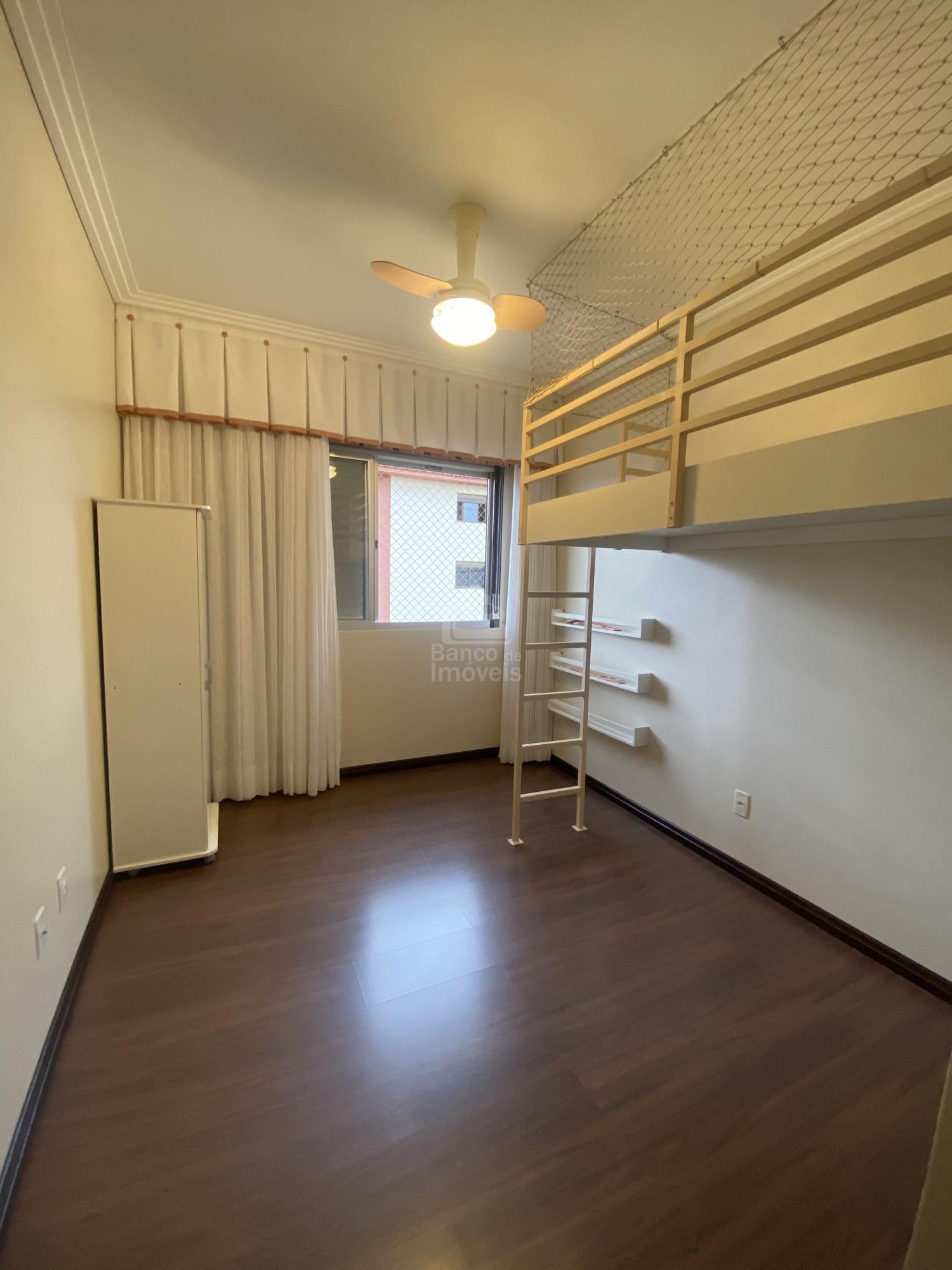 Apartamento para alugar com 2 quartos, 64m² - Foto 14