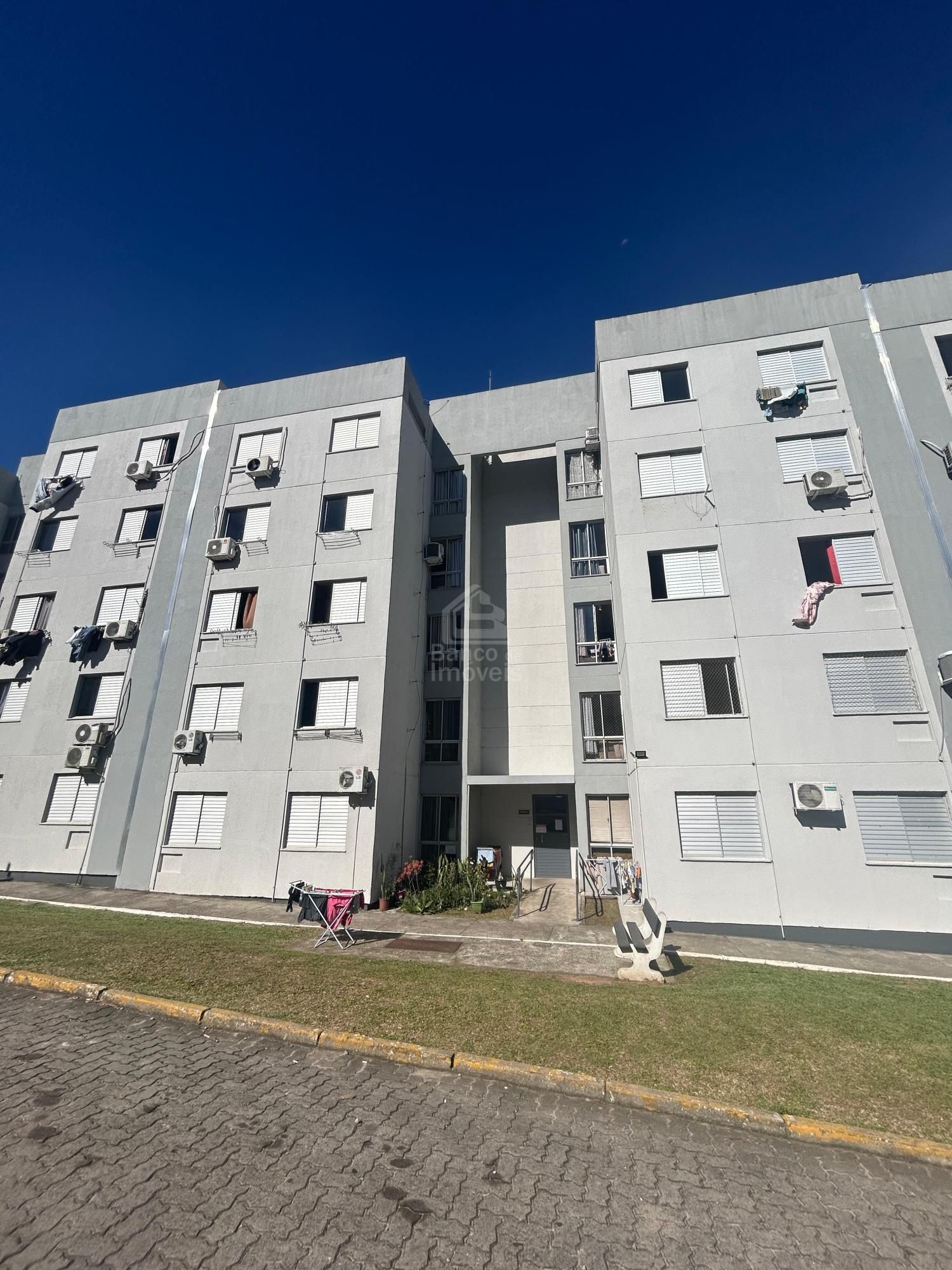 Apartamento para alugar  no Urlândia - Santa Maria, RS. Imóveis