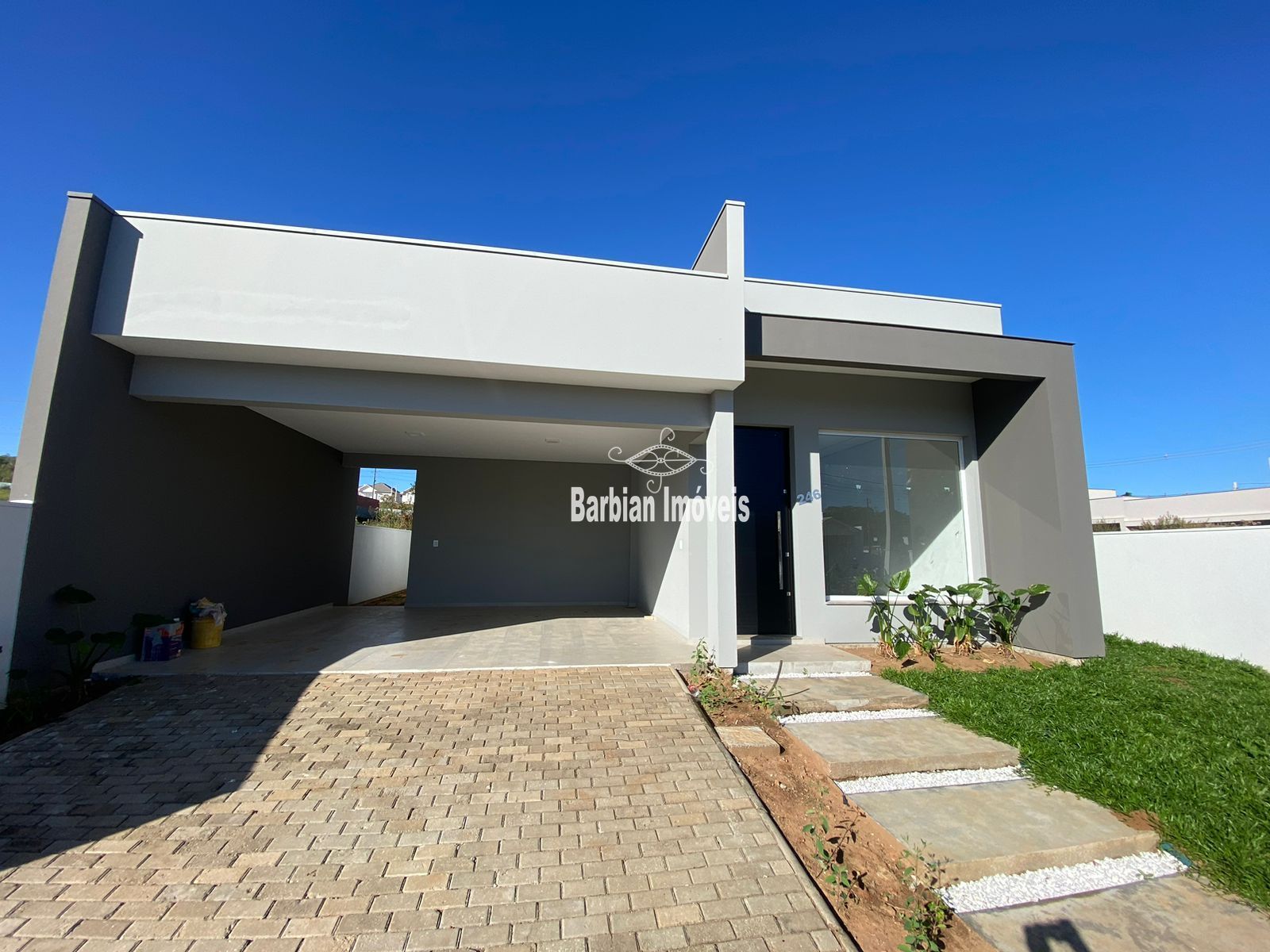 Casa à venda com 3 quartos, 118m² - Foto 2
