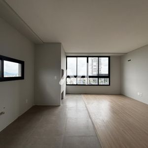 Apartamento com 54m² e 1 dormitório no bairro São Cristóvão em Lajeado para Comprar