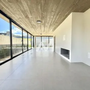 Casa com 237m² e 4 dormitórios no bairro Hidráulica em Lajeado para Comprar