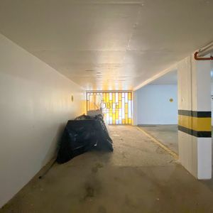 Apartamento com 269m², 4 dormitórios, 3 suítes, 2 vagas no Edificio Santa Helena em Torres para Comprar