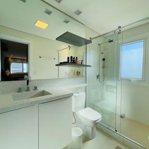 Apartamento com 130m², 3 dormitórios, 1 suíte, 2 vagas no Monterrey em Torres para Comprar