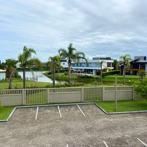 Casa de Condomínio com 161m², 3 dormitórios, 1 suíte, 1 vaga no Condomínio Plaza Guarita em Torres para Comprar