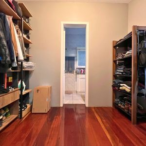 Casa com 184m², 3 dormitórios, 1 suíte, 2 vagas no bairro Igra Norte em Torres para Comprar