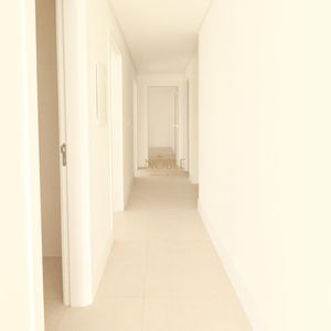 Apartamento com 130m², 3 dormitórios, 1 suíte, 2 vagas no Monterrey em Torres para Comprar